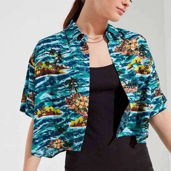 Urban Outfitters Tops - *NWOT* Urban Outfitters Cropped Hawaiian Shirt